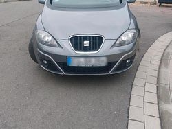 Grau Gebraucht 2015 Seat Altea XL Van / Kleinbus | 4.600 € (Guter Preis)