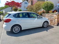 Weiß Gebraucht 2016 BMW 216 Active Tourer Van / Kleinbus | 6.600 € (Etwas zu teuer)
