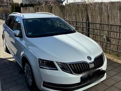 Weiß Gebraucht 2018 Skoda Octavia Style Kombi | 13.199 € (Fairer Preis)