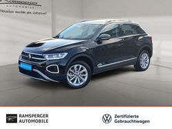 Deep black perleffekt/indiumgr Gebraucht 2024 VW T-Roc Style SUV | 31.990 € (Fairer Preis)