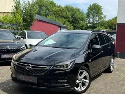 Schwarz Gebraucht 2018 Opel Astra Limousine | 9.490 € (Guter Preis)