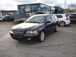 Schwarz Gebraucht 2001 Volvo V40 Kombi | 4.650 €