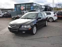 Schwarz Gebraucht 2001 Volvo V40 Kombi | 4.650 €