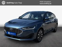 Chrome blue metallic Gebraucht 2024 Ford Focus Titanium X Limousine | 21.990 € (Superpreis)