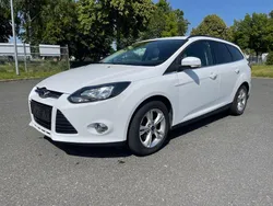Weiß Gebraucht 2013 Ford Focus Champions Edition Limousine | 3.990 € (Superpreis)