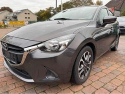 Grau Gebraucht 2017 Mazda 2 Kizoku Limousine | 11.399 € (Fairer Preis)
