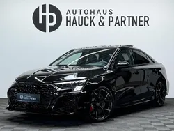 Schwarz Gebraucht 2022 Audi RS3 Design Kleinwagen | 53.990 € (Etwas zu teuer)