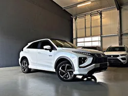 Weiß Gebraucht 2022 Mitsubishi Eclipse Cross Top SUV | 20.990 € (Guter Preis)