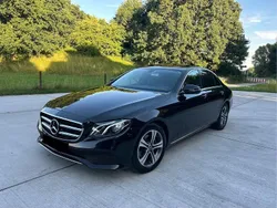 Schwarz Gebraucht 2019 Mercedes E200 Avantgarde Limousine | 14.900 €