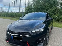 Schwarz Gebraucht 2022 Kia ProCeed GT Kleinwagen | 28.700 € (Fairer Preis)