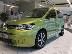 Grün Gebraucht 2021 VW Caddy Style Van / Kleinbus | 27.780 € (Fairer Preis)
