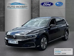 Deep black perleffekt Gebraucht 2021 VW Passat GTE Kombi | 23.990 € (Fairer Preis)