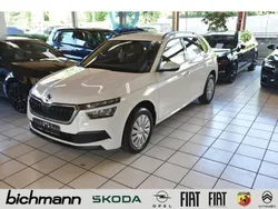 Candyweiss (weiss) Gebraucht 2023 Skoda Kamiq Active SUV | 16.666 € (Superpreis)