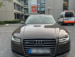 Braun Gebraucht 2014 Audi A8 Limousine | 22.500 € (Fairer Preis)
