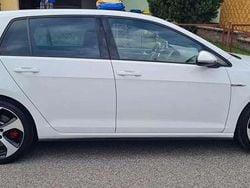 Weiß Gebraucht 2015 VW Golf VII GTI Limousine | 13.990 € (Superpreis)