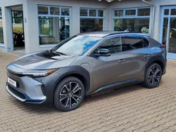 Silber Gebraucht 2023 Toyota bZ4X Comfort SUV | 32.850 € (Guter Preis)