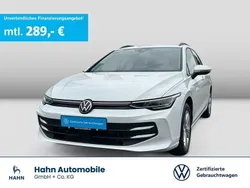 Pure white Gebraucht 2024 VW Golf VIII Life Kombi | 24.430 € (Fairer Preis)