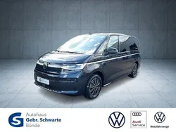 Blau Gebraucht 2024 VW T7 Style Van | 63.980 € (Teuer)