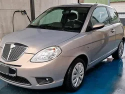 Gold Gebraucht 2007 Lancia Ypsilon Kleinwagen | 2.200 €