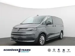 Indiumgrau metallic Gebraucht 2024 VW T7 Life Van | 53.450 € (Fairer Preis)