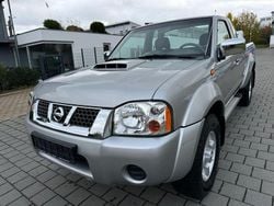Silber Gebraucht 2011 Nissan Navara Abholung | 10.980 € (Superpreis)