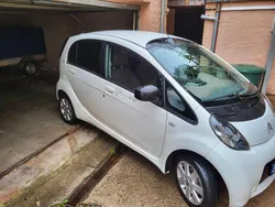 Weiß Gebraucht 2011 Citroën C-zero Tendance Kleinwagen | 3.300 €