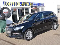 Schwarz metallic Gebraucht 2008 Audi Q7 SUV | 11.950 € (Teuer)