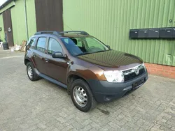Braun Gebraucht 2011 Dacia Duster SUV | 4.650 € (Guter Preis)