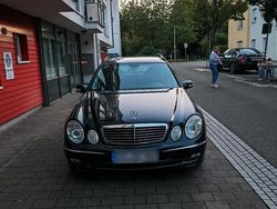 Schwarz Gebraucht 2005 Mercedes E200 Kombi | 2.700 € (Superpreis)