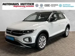 Pure white Gebraucht 2024 VW T-Roc Style SUV | 27.990 € (Fairer Preis)