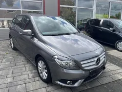 Mountaingrau metallic Gebraucht 2014 Mercedes B180 Van / Kleinbus | 12.800 € (Fairer Preis)