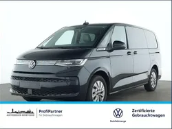 Schwarz Gebraucht 2023 VW T7 Life Van | 52.990 € (Etwas zu teuer)