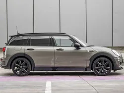 Grau Gebraucht 2019 Mini Cooper S Clubman Kombi | 19.500 € (Fairer Preis)