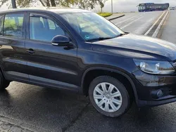 Schwarz Gebraucht 2016 VW Tiguan Trendline SUV | 14.400 € (Guter Preis)