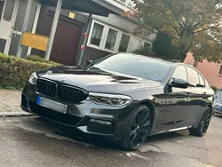 Grau Gebraucht 2017 BMW 530 Luxury Line Limousine | 29.900 € (Guter Preis)