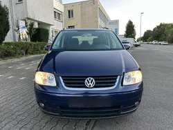 Blau Gebraucht 2006 VW Touran Van / Kleinbus | 2.450 € (Fairer Preis)