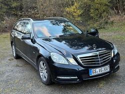 Schwarz Gebraucht 2011 Mercedes E220 Kombi | 8.000 € (Guter Preis)