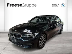 Schwarz Gebraucht 2019 BMW 320 Shadowline Limousine | 25.990 € (Fairer Preis)