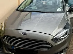 Silber Gebraucht 2016 Ford S-MAX S Van / Kleinbus | 14.800 € (Guter Preis)
