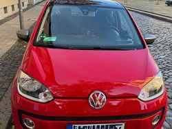 Rot Gebraucht 2014 VW up! Kleinwagen | 8.350 € (Etwas zu teuer)