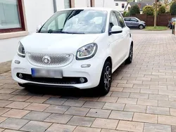 Weiß Gebraucht 2015 Smart ForFour Kleinwagen | 5.500 € (Guter Preis)