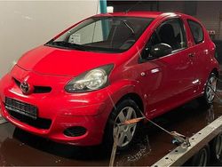 Rot Gebraucht 2009 Toyota Aygo Kleinwagen | 1.400 € (Fairer Preis)
