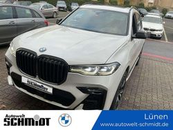 Mineralweiß metallic Gebraucht 2021 BMW X7 M Sport SUV | 60.990 € (Etwas zu teuer)