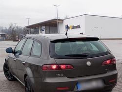 Grau Gebraucht 2010 Alfa Romeo 159 Kombi | 1.400 € (Superpreis)
