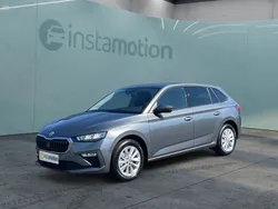 Grau Gebraucht 2024 Skoda Scala Selection Kleinwagen | 23.547 € (Fairer Preis)