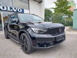 Onyx black / metallic Gebraucht 2025 Volvo XC40 Plus SUV | 44.900 € (Teuer)