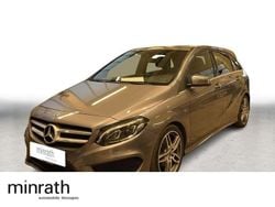 Grau Gebraucht 2018 Mercedes B200 AMG line Van / Kleinbus | 16.360 € (Fairer Preis)