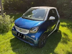 Blau Gebraucht 2018 Smart ForTwo Electric Drive Passion Cabrio | 8.800 € (Fairer Preis)
