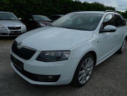 Weiß Gebraucht 2016 Skoda Octavia Joy Kombi | 8.990 € (Etwas zu teuer)