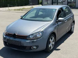 Grau Gebraucht 2010 VW Golf VI Comfortline Limousine | 2.350 €